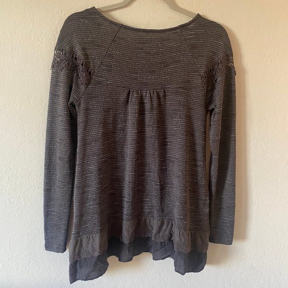 Anthropologie Meadow Rue Womens Blouse Ruffle Size S Gray Crochet Stripe Top - Picture 6 of 11